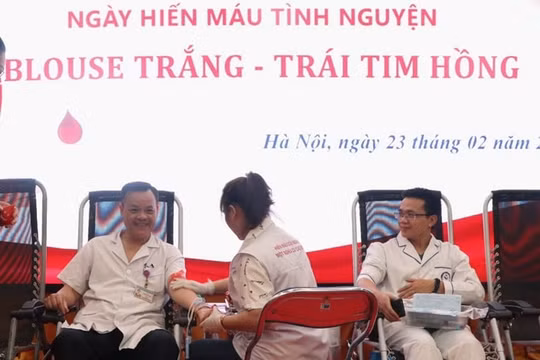 Bác sĩ hiến máu vì người bệnh: Có người đã hiến máu đến trên 40 lần