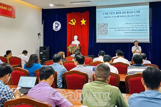 70 phóng viên, nhà báo học tập chuyên đề Chuyển đổi số trong lĩnh vực báo chí - truyền thông