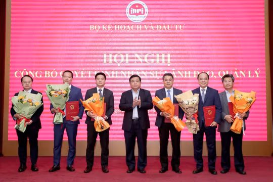 Bộ Kế hoạch và Đầu tư điều đồng, bổ nhiệm 14 lãnh đạo quản lý