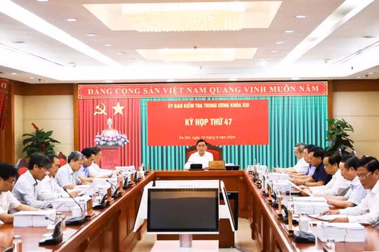 Đề nghị xem xét, thi hành kỷ luật Ban Thường vụ Tỉnh ủy Hà Giang nhiệm kỳ 2020-2025 và ông Đặng Quốc Khánh