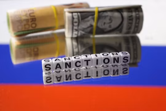 Hàng tỷ USD và Euro đã đến Nga bất chấp lệnh trừng phạt