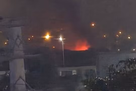 Israel xác nhận đã bắt đầu tấn công Iran, nhiều tiếng nổ lớn ở thủ đô Tehran