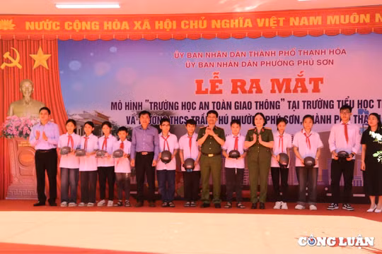 Thanh Hóa triển khai mô hình 'Trường học an toàn giao thông'
