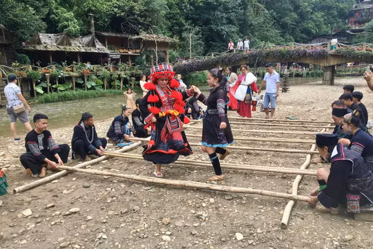 Mùng 3 Tết Sa Pa nắng đẹp, các khách sạn đều kín phòng