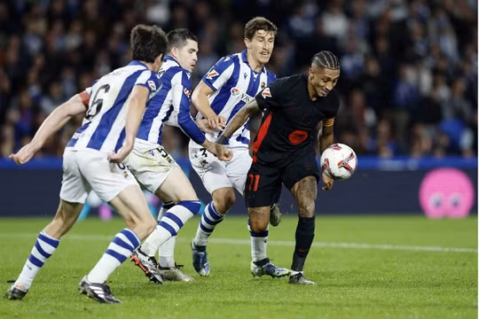Barca thua sốc trước Sociedad tại La Liga 2024/25