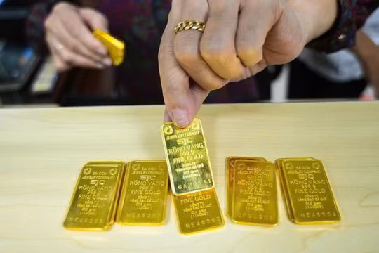 Giá vàng ngày 11/11: Vừa mở cửa đã lao dốc