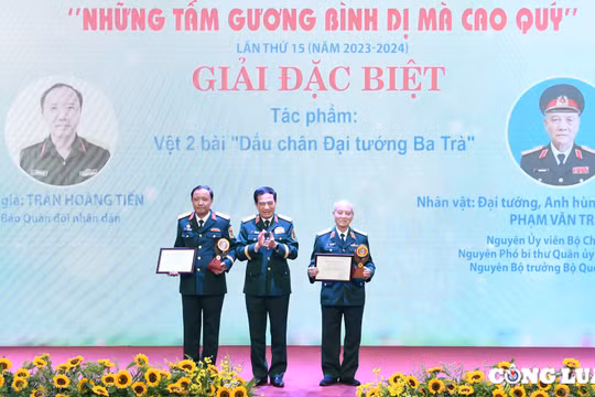 Trao giải Cuộc thi viết 'Những tấm gương bình dị mà cao quý' lần thứ 15