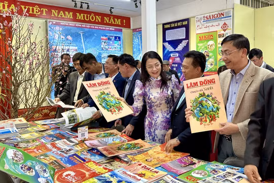Hội báo Xuân Lâm Đồng giới thiệu hơn 120 ấn phẩm báo, tạp chí Xuân