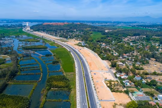 Dấu hiệu buông lỏng quản lý, điều hành để nợ đọng xây dựng cơ bản tràn lan trên địa bàn huyện Bình Sơn?