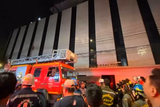 Cháy khách sạn ở Bangkok, 3 người nước ngoài thiệt mạng