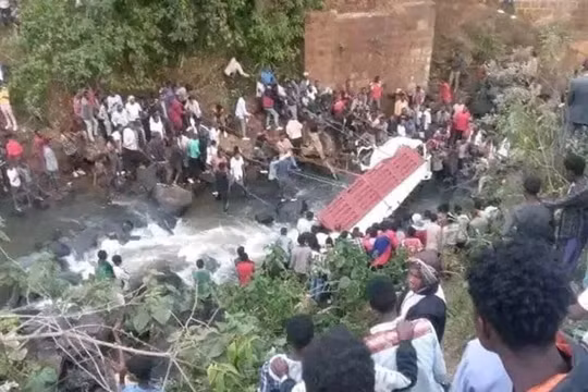 Xe tải lao xuống sông, ít nhất 71 người thiệt mạng ở Ethiopia