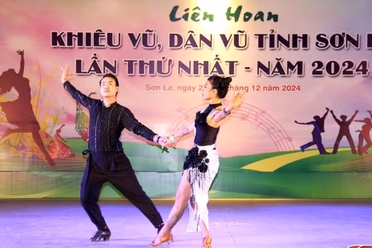 Tỉnh Sơn La lần đầu tiên tổ chức Liên hoan khiêu vũ, dân vũ