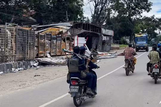 Nhóm phiến quân lớn Myanmar kêu gọi đàm phán với chính quyền quân sự