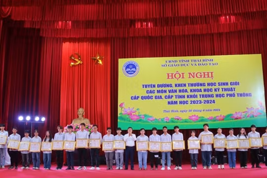 Thái Bình có 152 tập thể, cá nhân ngành giáo dục đủ điều kiện, tiêu chuẩn xét khen thưởng cấp nhà nước và cấp tỉnh