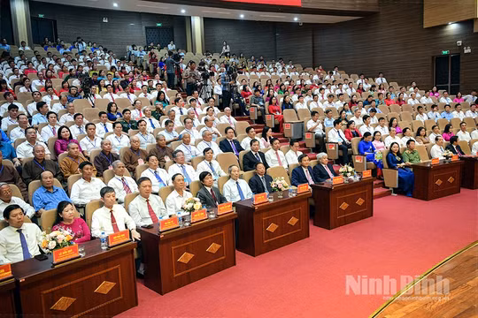 Chủ tịch Đỗ Văn Chiến dự Đại hội đại biểu MTTQ Việt Nam tỉnh Ninh Bình lần thứ XII
