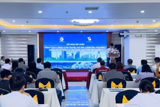 Hội nghị tập huấn “Nâng cao kỹ năng tuyên truyền, phổ biến chống rác thải nhựa, hướng tới sử dụng các sản phẩm thân thiện môi trường"