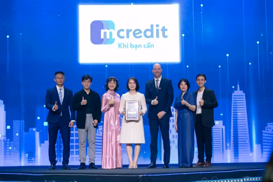 Mcredit ghi danh Top 100 Nơi làm việc tốt nhất Việt Nam 2024