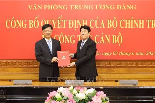 Thượng tướng Nguyễn Duy Ngọc giữ chức Chánh Văn phòng Trung ương Đảng