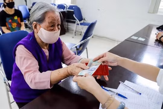 Từ ngày 1/7/2024, mức chuẩn trợ giúp xã hội tăng lên 500.000 đồng/tháng