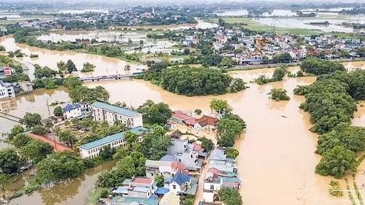 Khẩn trương khắc phục khó khăn cho người dân vùng ngập lụt