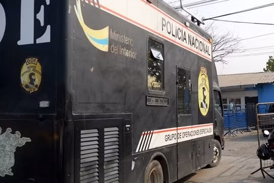 Tù nhân hỗn chiến khiến 15 người thiệt mạng ở Ecuador