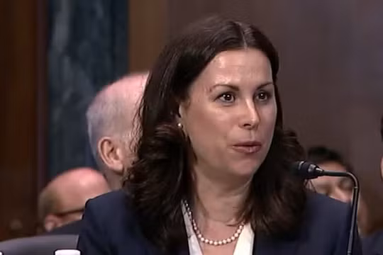 Đảng Dân chủ vội vàng bổ nhiệm thẩm phán trước khi ông Trump nhậm chức