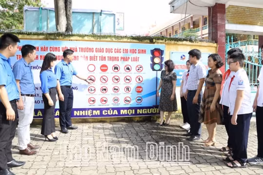Nam Định: Tăng cường bảo đảm trật tự an toàn giao thông cho lứa tuổi học sinh
