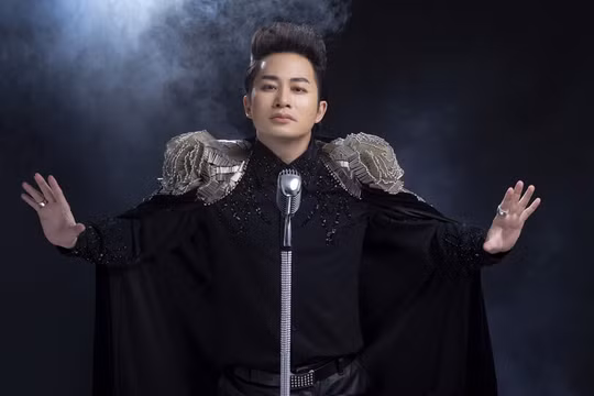 Tùng Dương lùi ngày ra mắt MV mới, ủng hộ 500 triệu đồng chống lũ