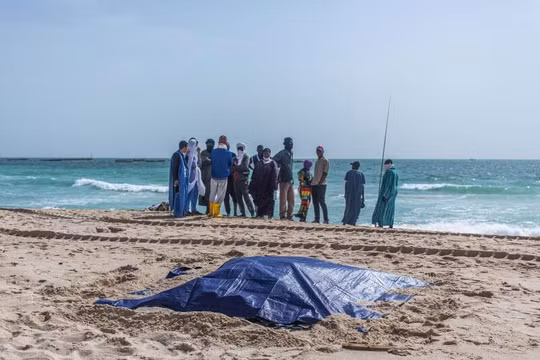 Đắm tàu di cư ngoài khơi Mauritania, hàng trăm người thiệt mạng và mất tích