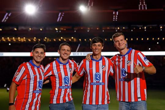 Atletico Madrid tổ chức lễ ra mắt các tân binh