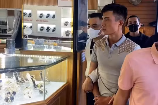 Đắk Lắk: Bắt khẩn cấp thanh niên thực hiện 2 vụ cướp tiệm vàng