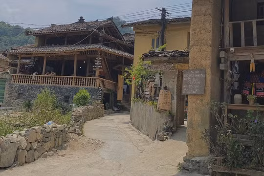 Lô Lô Chải - Ngôi làng cổ nơi địa đầu Tổ quốc và cách làm du lịch thông minh