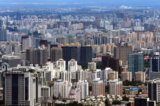 Nhiều chủ đầu tư Trung Quốc chật vật rao bán nhà trên mạng