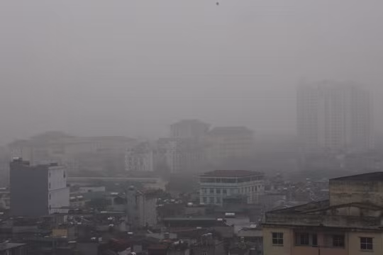 Thành phố Hà Nội đứng số 1 về ô nhiễm không khí trong chiều nay