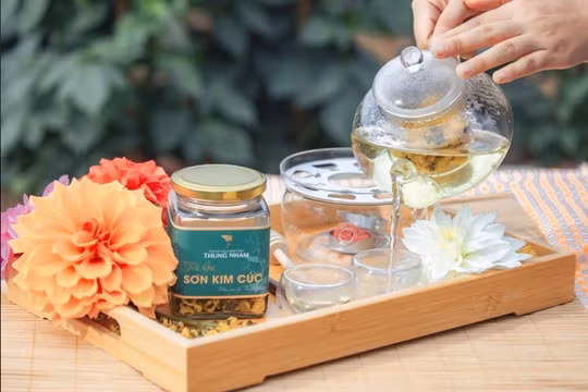 Trà Sơn Kim Cúc - thức uống mộc mạc mà tinh tế tại nơi đất lành chim đậu khiến du khách mê đắm