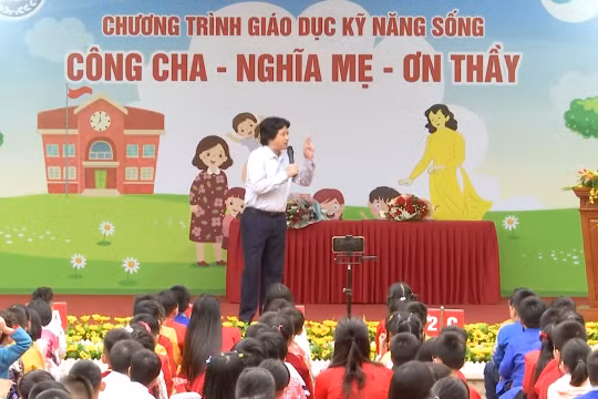 Giáo dục lòng nhân ái cho trẻ cần được bồi đắp từng ngày