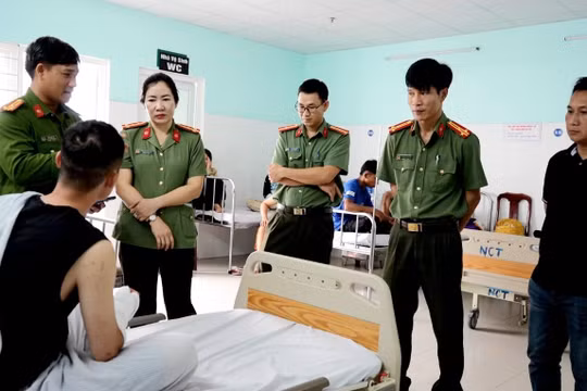 Kon Tum: Thượng úy Cảnh sát cơ động bị chém rách tay khi truy bắt tội phạm