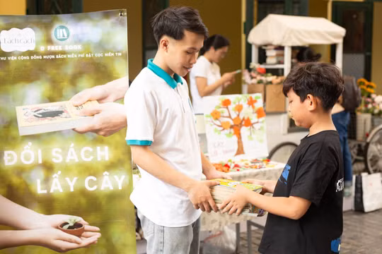 Thư viện D Free Book: Mang đến hành trình mới cho những cuốn sách cũ