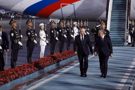 Ông Putin đến thăm Uzbekistan trong chuyến công du thứ ba sau khi tái đắc cử