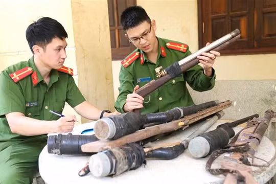 Đề nghị bổ sung quy định súng tự chế vào nhóm “vũ khí quân dụng”