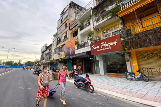 Hướng dẫn thu phí lòng đường, vỉa hè gần 900 tuyến đường tại TP HCM