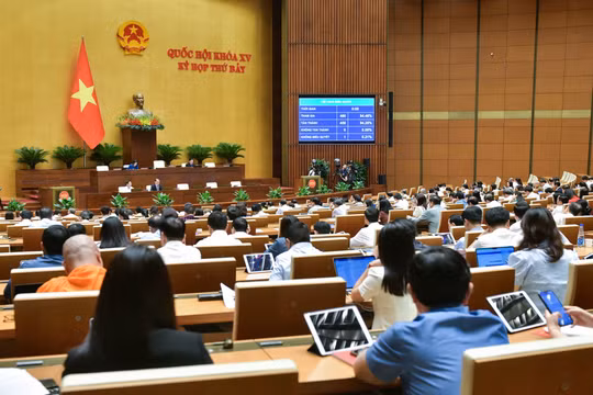 Quốc hội thông qua Nghị quyết Phê chuẩn văn kiện gia nhập CPTPP của Vương quốc Anh và Bắc Ireland