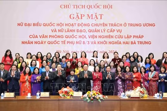 Các nữ Đại biểu Quốc hội đã phát huy bản lĩnh, vai trò trong hoạt động của Quốc hội