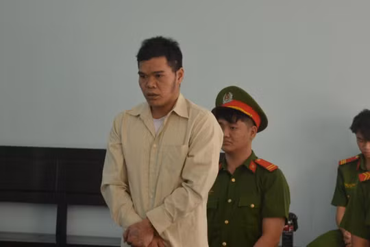 Gia Lai: Bực tức vì con quấy khóc, cha ruột dùng gậy đánh con tử vong