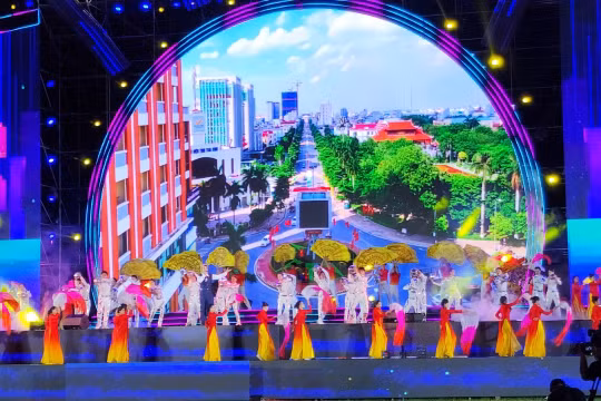 Thái Bình: Kỷ niệm 70 năm ngày giải phóng Thị xã, 20 năm xây dựng và phát triển thành phố Thái Bình