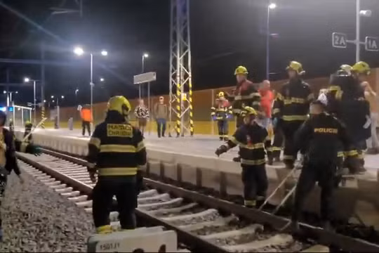 Tàu hỏa đâm nhau ở CH Czech, nhiều người thương vong