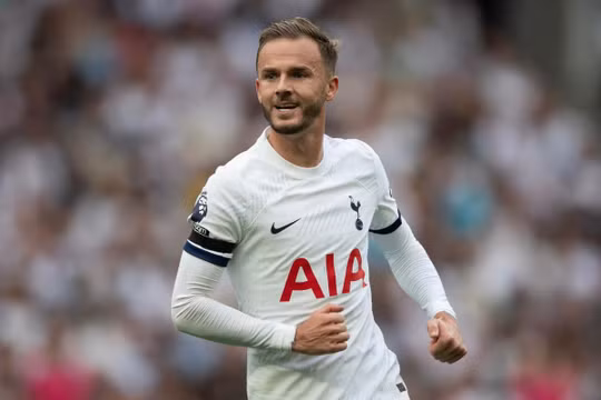 James Maddison là cầu thủ đầu tiên bị loại khỏi tuyển Anh