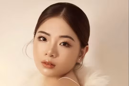 Ca sĩ Hà Thu Hằng: 'Em rất hạnh phúc, vinh dự khi nhận giải Nhất cuộc thi âm nhạc trẻ tại Trung Quốc'