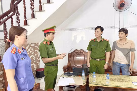 Bạc Liêu: Khởi tố các đối tượng làm giả giấy thẩm định thiết kế xe