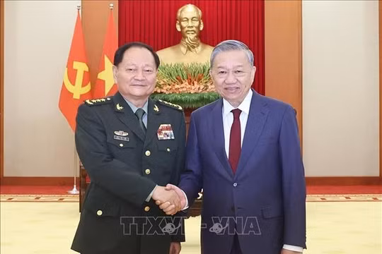 Tổng Bí thư Tô Lâm tiếp Phó Chủ tịch Quân ủy Trung ương Trung Quốc